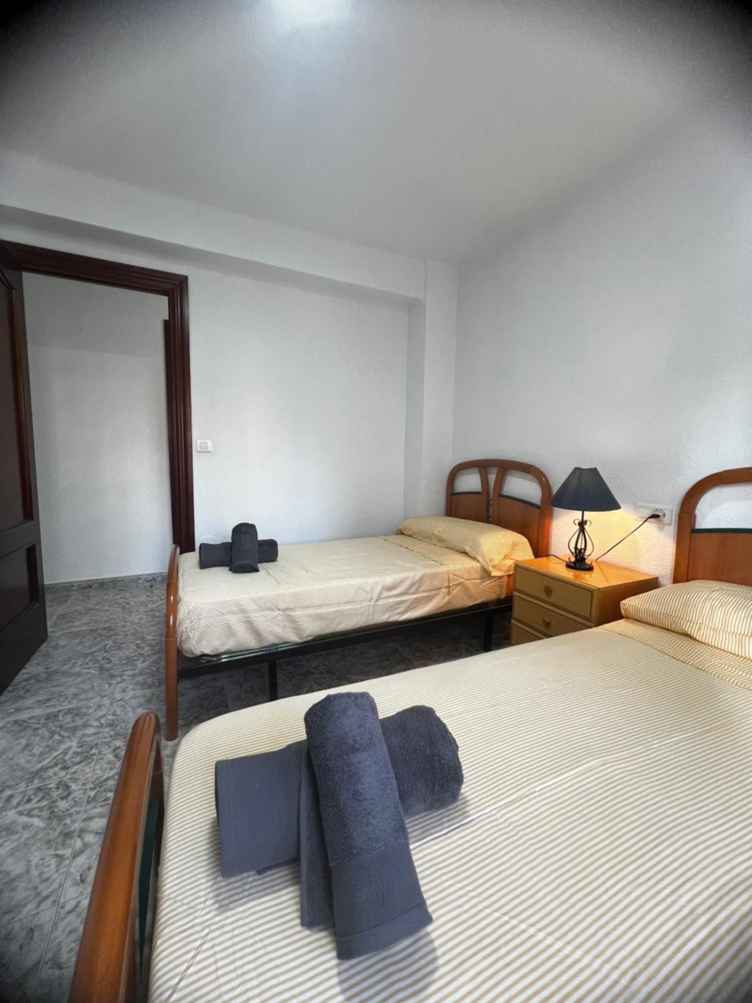 Apartamento 3 Habitaciones En Torre Del Mar A 50 Metros De La Playa Экстерьер фото